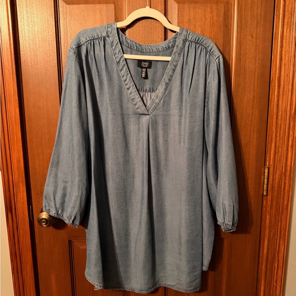 Jones New York Denim Blue V-Neck Blouse